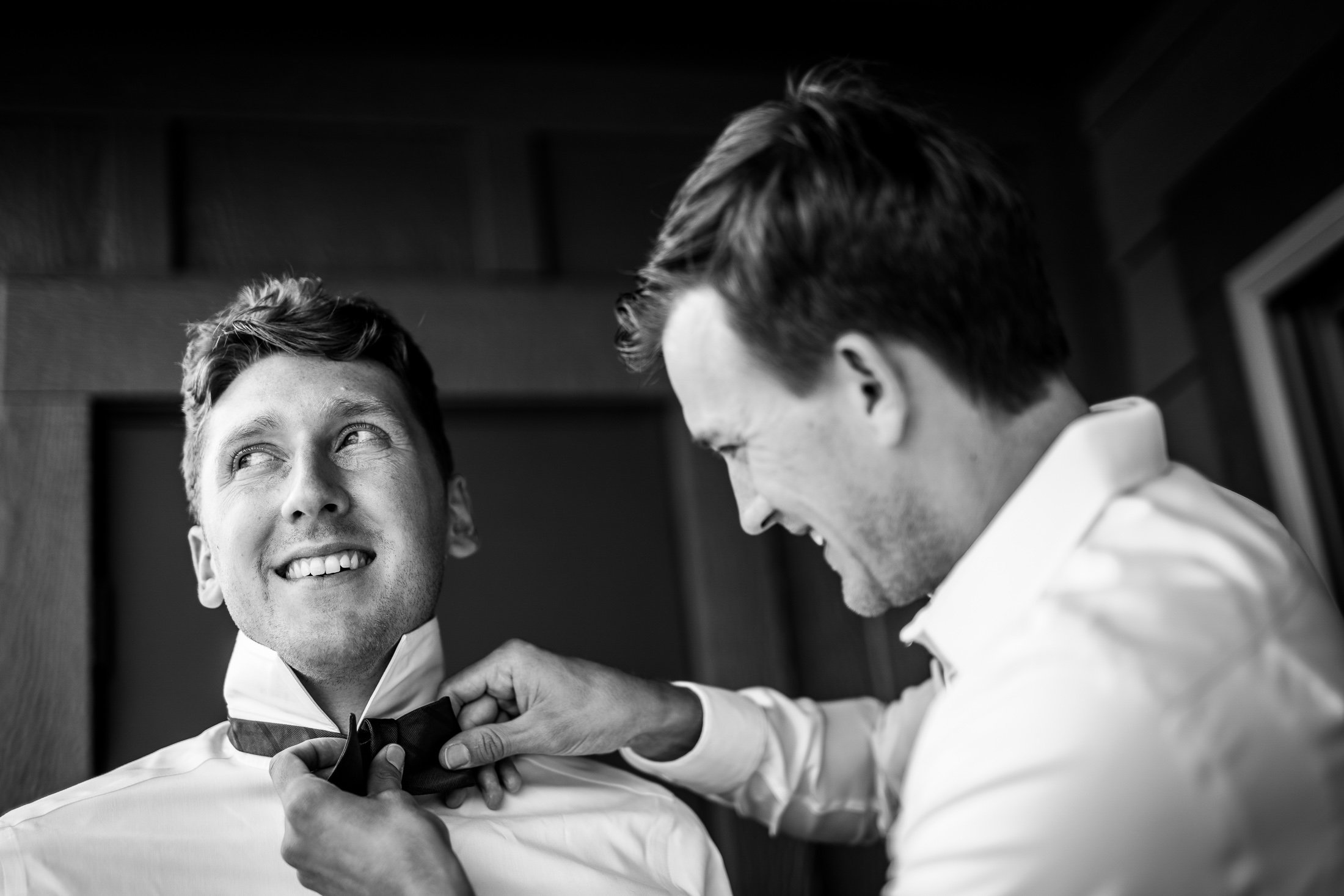 Groom gets ready with groomsmen at their Airbnb, wedding, wedding photos, wedding photography, wedding photographer, wedding inspiration, wedding photo inspiration, wedding portraits, wedding ceremony, wedding reception, mountain wedding, Catholic Church wedding, Catholic Church wedding photos, Catholic Church wedding photography, Catholic Church wedding photographer, Catholic Church wedding inspiration, Catholic Church wedding venue, Steamboat Springs wedding, Steamboat Springs wedding photos, Steamboat Springs wedding photography, Steamboat Springs wedding photographer, Colorado wedding, Colorado wedding photos, Colorado wedding photography, Colorado wedding photographer, Colorado mountain wedding, Colorado wedding inspiration